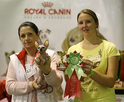   18-19  2014   4-203-169A3418 copy.jpg